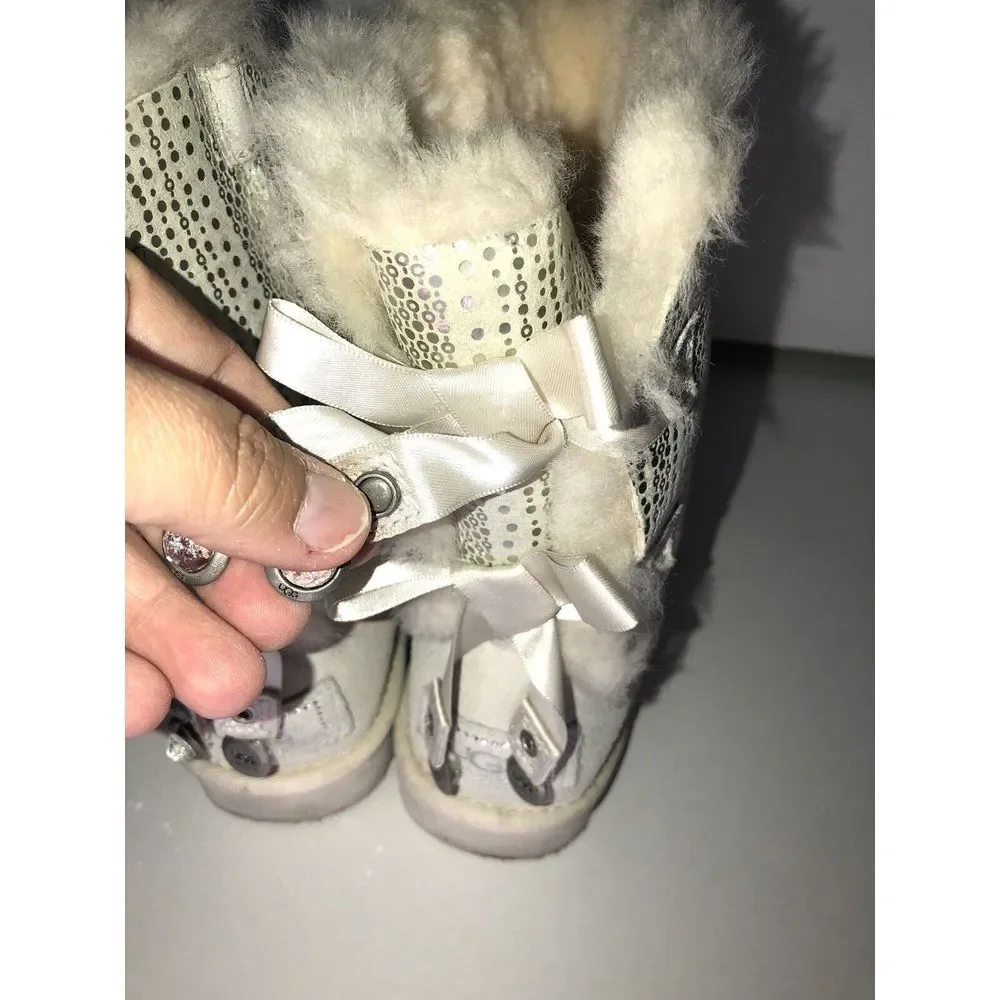 UGG Limited Edition Bailey Bow Boots Silver With Crystal Like‎ Gems Women's Sz 5